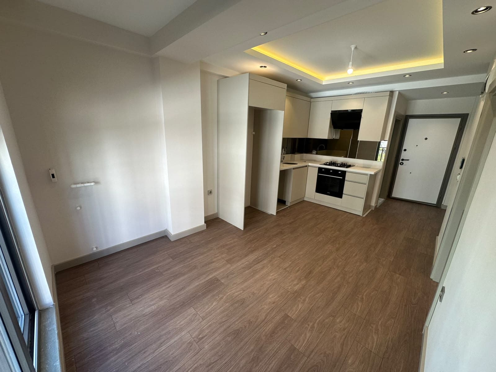 Yenimahalle'de Asansörlü Sıfır 1+1 Daire — 2