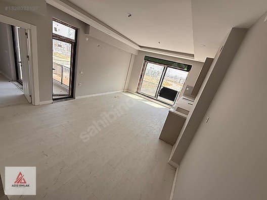 KAPALI OTOPARKLI ÇİFT HAVUZLU KATTA 1+1 ULTALUXS SİTE İÇİ — 3