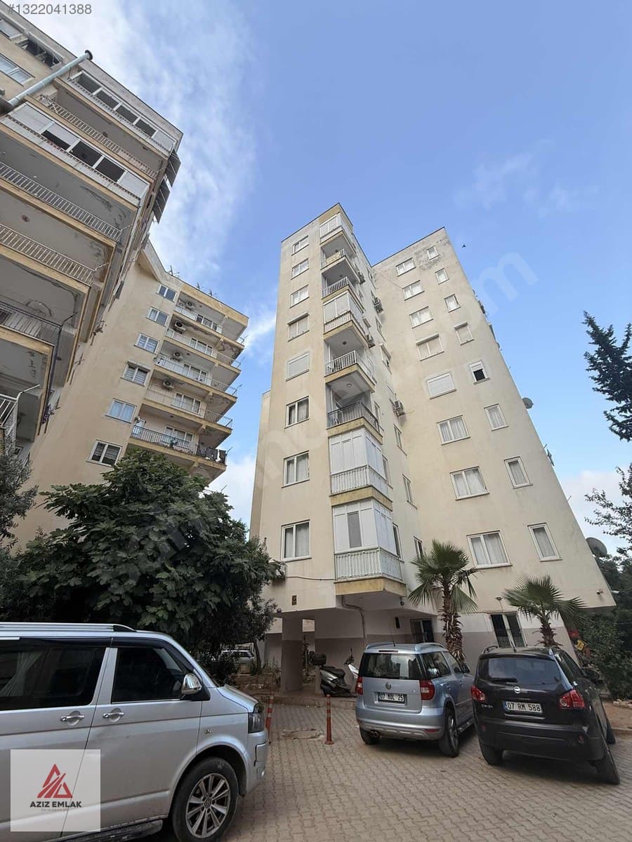 GEBİZLİDE ÇOK GENİŞ 3+1 — 1