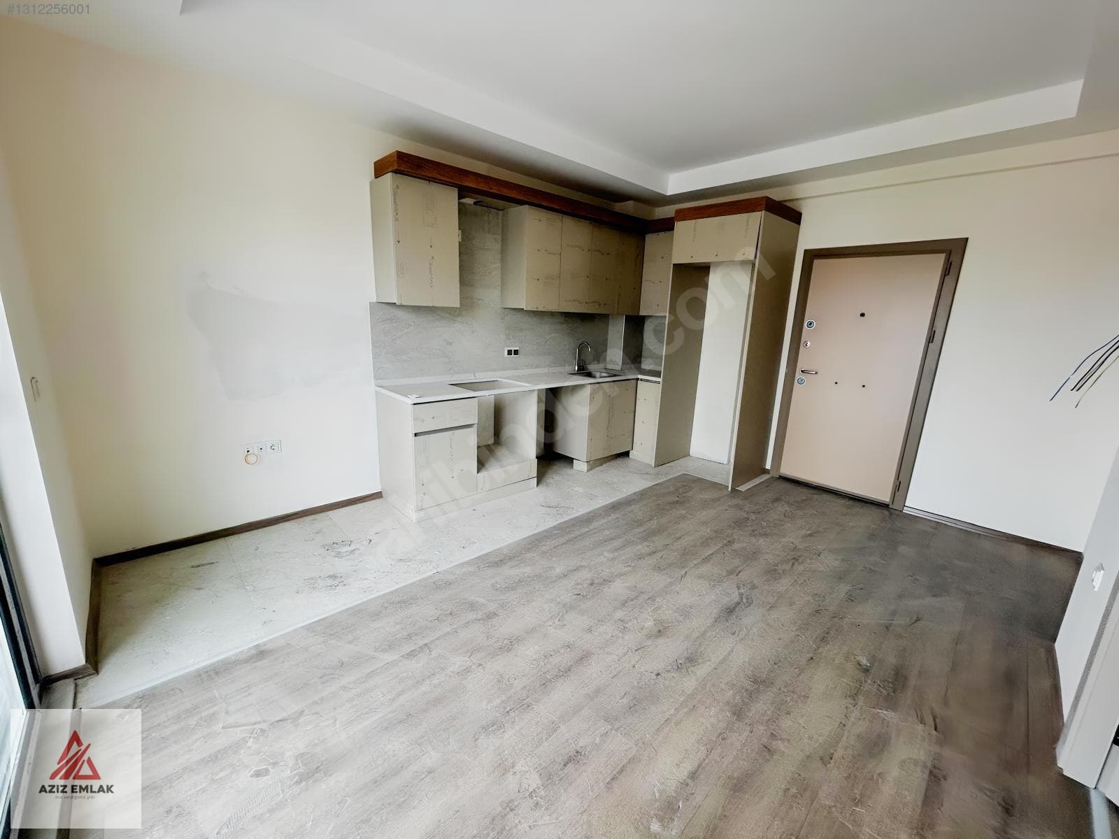 AYDOĞMUŞ MAHALLESİNDE KATTA KİRALIK 1+1 DAİRE