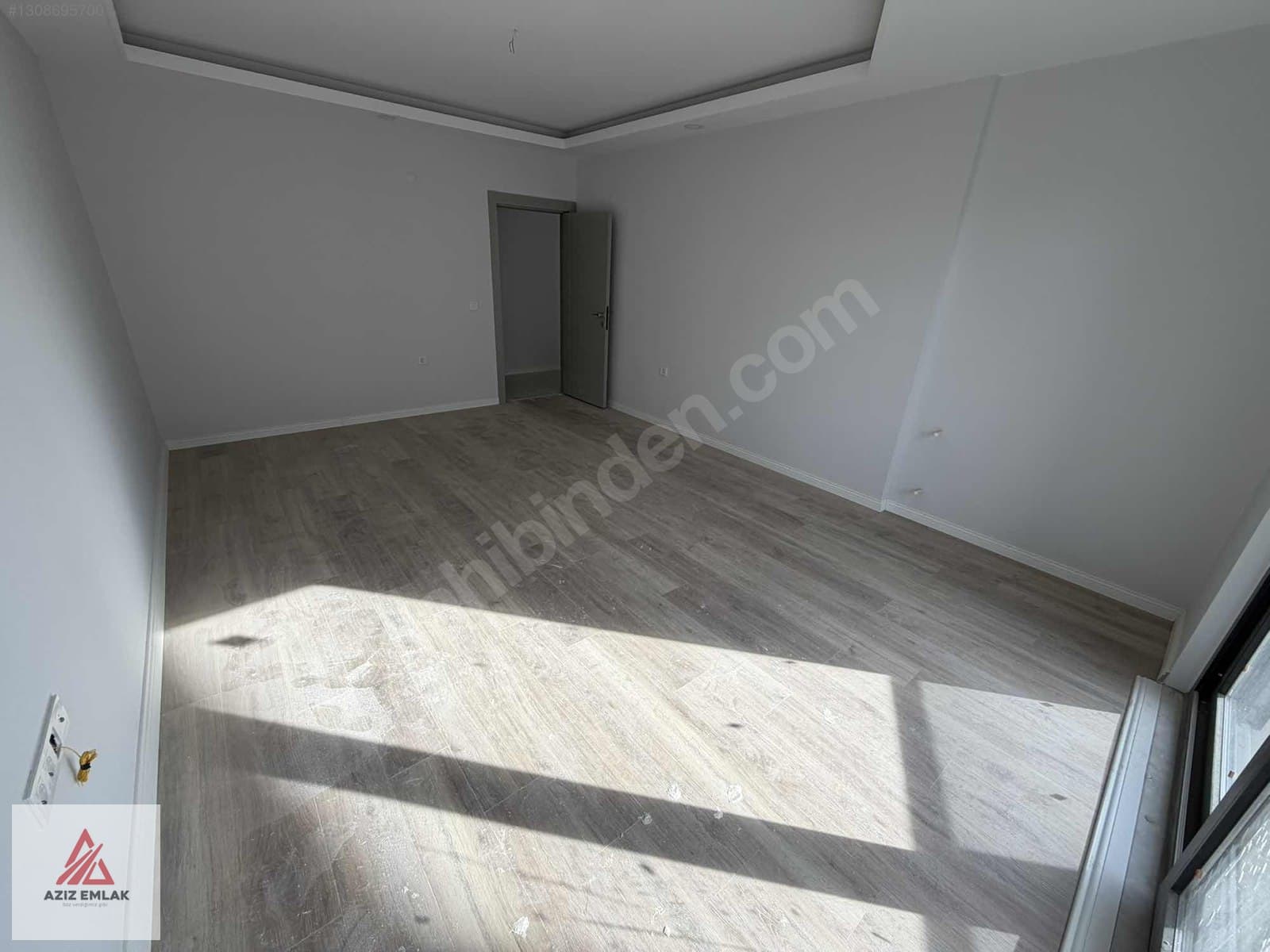 SERİK MERKEZ DE 2+1 EBEVEYN BANYOLU ARAKAT DAİRE — 1